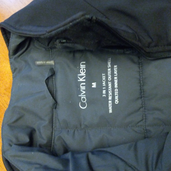 Calvin Klein insulated winter coat - Picture 3 of 5
